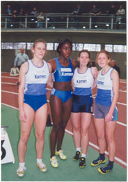 Mittelstrecklerin hilft in der 4x200m aus! 